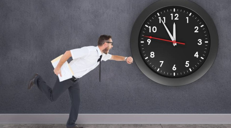 Mơ thấy đi muộn - Ý nghĩa và cách giải mã giấc mơ thấy đi muộn