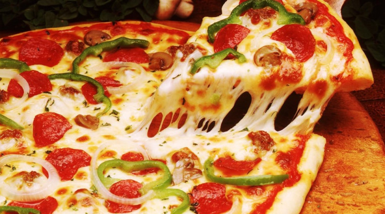 Mơ thấy pizza điềm báo gì? Lành hay dữ? Con số liên quan